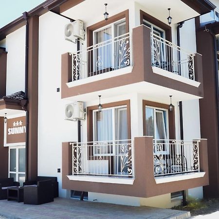 Sunny Apartments Обзор Екстер'єр фото